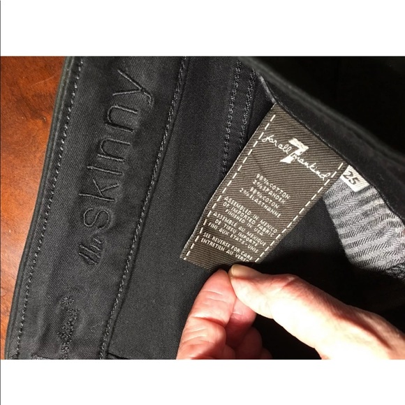 7 For All Mankind Skinny Low Rise Dark Green Coated Leather-look Jeans 24 25 new - Picture 7 of 9